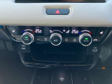 運転席と助手席はシートヒーター装備!エアコンに比べて暖まるスピードが速いので冬でも快適に過ごせます。冷え症で悩まれている方にも◎また、エアコンに比べて車内の空気が乾燥しにくいのも、嬉しいポイントです!