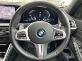 BMWのお車は、走行の安定性とコーナリングの良さを追求し、思い通りにハンドルの操作可能です。試乗車もご用意しておりますので、ぜひ&ldquo;駆け抜ける歓びをご体感ください!