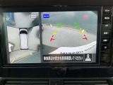 【アラウンドビューモニター】空から見下ろしているような視点で周囲を確認できます。スムースな駐車をサポートします♪