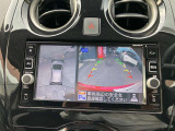 アラウンドビューモニター 駐車場での車庫入れや狭い道路での走行にカメラで確認が出来るので安心です。
