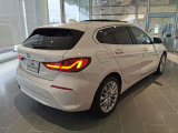 BMWプレミアムセレクション前橋では、高年式低走行モデルからMモデル、年式が経ちなかなかディーラーでは見かけないモデルまで幅広いラインナップで認定中古車を取り扱っております。品質に自信があります。