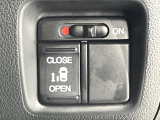 【パワースライドドア】スマートキーや運転席のスイッチでスライドドアの開閉が可能♪電動だから力を入れてドアを開ける必要が無く、小さいお子様でも、重い荷物を持っている時もラクに開け閉めできます♪