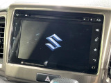 【大画面ナビ】人気の大型9インチナビを装備。存在感のある大画面はインパクト大!ナビ利用時のマップ表示は見やすく、テレビやDVDは臨場感がアップ!いつものドライブがグッと楽しくなります♪
