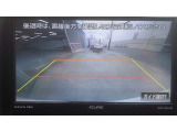 バックカメラが付いているので後方確認が非常にしやすいです。今や運転初心者も熟練者も必須装備!ついていて損はないですね♪