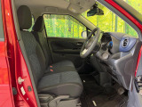 運転席シート廻りは使用感も少なく、良好な状態となっています。丁寧に使われていたことがよくわかりますね。