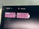 12.3インチワイドディスプレイを採用。情報を同時に表示できる3分割画面も可能