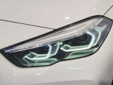 BMWのオートライトは積極的にライトをつけることにより、自車の存在を周囲に向けアピールいたします。それは安全性への配慮でもあります。