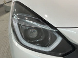 LEDヘッドライトは、点灯の瞬間から最大光量を発揮し、突然暗くなるトンネルなどでの安定感を高めます。