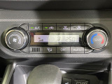 【 オートエアコン 】車内温度を感知して自動で温度調整をしてくれるのでいつでも快適な車内空間を創り上げます!