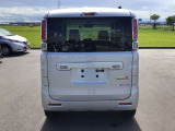 オイル交換は愛車のエンジンコンディションを保つために必要不可欠なメンテナンスとなってきます。長く愛車とすごすために3,000ー5,000km(車種により)での交換をおすすめします。