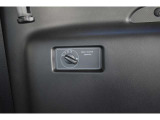 後席エアコンもついており、車内の温度をすばやく快適にしてくれます