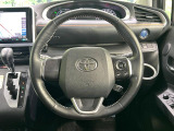 【純正革巻きステアリング】上質な革を使用することで、手にしっかり馴染みとても運転しやすいハンドルです♪
