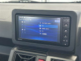 純正メモリーナビ(NMZN-W72D)を装備しております。