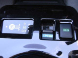 e-PedalのON/OFFスイッチとECOモードON/OFFスイッチです。