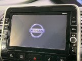 【純正9型ナビ】インテリアに溶け込むスタイリッシュな「専用設計」メーカーナビを装備♪視認性や操作性など基本性能にも優れ、より上質なカーライフをお楽しみいただけます