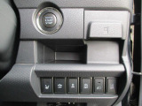 キーレスプッシュスタート。軽とは思えないほどの豊富な装備も魅力的!運転席から操作ラクラク。