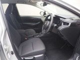 運転しやすいポジションのフロントシート