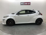 トヨタ自慢の&ldquo;まるごとクリーニング&rdquo;を施工済!ボディーはもちろん、タイヤ・ホイールまで、ピッカピカ☆♪比べてください、自信があります!)
