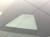 【トヨタセーフティセンス】走行中に前方の車両等を認識し、衝突しそうな時は警報とブレーキで衝突回避と被害軽減をアシスト。より安全にドライブをお楽しみいただけます。