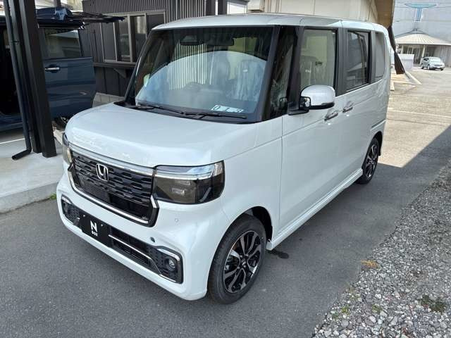 N-BOXカスタム コーディネートスタイル モノトーン