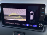バックカメラも装備しております。車庫入れの苦手なお客様も安心!重宝してくれます!