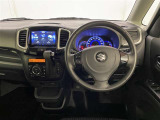 インパネはシンプルなデザイン。運転もしやすそう♪