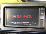 【純正ナビ】人気の純正ナビを装備しております。ナビの使いやすさはもちろん、オーディオ機能も充実!キャンプや旅行はもちろん、通勤や買い物など普段のドライブも楽しくなるはず♪