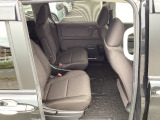 パワースライドドアは運転席からもワンタッチ操作が可能です♪