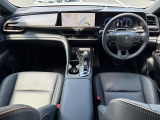 クラウンスポーツ 2.5 Z E-Four 4WD 本革シート