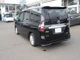 セレナ 2.0 ハイウェイスターV 4WD 