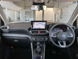見通しのよいすっきりとした視界で、誰でも運転しやすいです。運転のしやすさは疲れにくさにも繋がりますよ♪