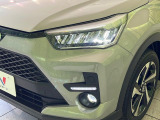 【シーケンシャルターンランプ付きLEDヘッドライト】人気の『流れるウィンカー』付きのLEDヘッドライトを装備♪高級感はもちろん、点灯時は存在感たっぷりで他車からも認識されやすく安心です。