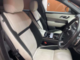 レンジローバーヴェラール Rダイナミック S 2.0L P300 4WD 4WD 本革シート