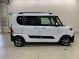 軽自動車、小型車を中心に常時300台展示車を御用意させて頂いております