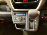 納車前にはプロのメカニックが、各部の点検を行います。ディーラーにしか出来ない品質、そしてサービスできっと満足していただけると思います!