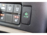 ECONスイッチの効果とあなたの運転で、クルマと力をあわせ「燃費向上=ガソリン代の節約=CO2 削減」のチャレンジをお楽しみください。