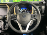 【ステアリングスイッチ】運転中、前方から目線をそらすことなく、オーディオ等の操作が可能な便利機能!安心&快適なドライブを演出してくれます♪