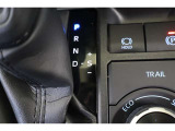 MTモード(シーケンシャルシフト)を装備しています。CVT車でありながら、マニュアル感覚のシフトチェンジが可能です。ドライバーの変速操作に応えたアクティブな走りが楽しめます。