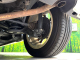 お車を安心してお乗りいただく為には、足回りの定期点検が欠かせません。サービスサポート(有償保証)では無料点検もご提供しており、安心のカーライフをお過ごしいただけるサポート体制が整っています。