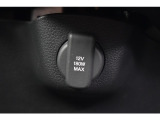 12V 180W MAXの電源も搭載されております!シガーソケット挿入により、カーライフがより充実致します!