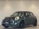 ◆LIBERALAは、輸入車選びの新たなスタイルを提案するインポート・セレクト・ブランドです。オーナー様となる方がクルマから直接感じる感性を第一にした、最良の一台との出会いをコーディネートいたします。
