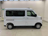 軽自動車、小型車を中心に常時300台展示車を御用意させて頂いております