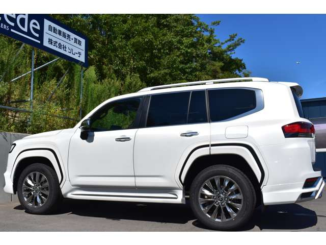 トヨタ ランドクルーザー300 3.3 ZX ディーゼル 4WD の中古車詳細