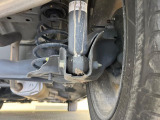 お車を安心してお乗りいただく為には、足回りの定期点検が欠かせません。サービスサポート(有償保証)では無料点検もご提供しており、安心のカーライフをお過ごしいただけるサポート体制が整っています。