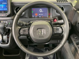 【純正革巻きステアリング】上質な革を使用することで、手にしっかり馴染みとても運転しやすいハンドルです♪