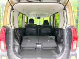 普段のお買い物や通勤、送迎等に十分な荷室スペースを確保しております。セカンドシートを倒すと、大きな荷物の積載も可能です♪