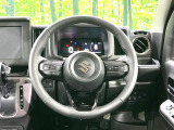 【純正革巻きステアリング】上質な革を使用することで、手にしっかり馴染みとても運転しやすいハンドルです♪