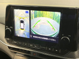 【アラウンドビューモニター】専用のカメラにより、上から見下ろしたような視点で360度クルマの周囲を確認することができます☆縦列駐車や幅寄せ時に活躍してくれます♪