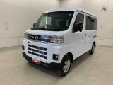 お探しのお車がございましたら遠慮なく店舗スタッフにご相談下さい。