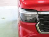LEDヘッドライトは、点灯の瞬間から光量を発揮し、突然暗くなるトンネルなどでの安定感を高めます。
